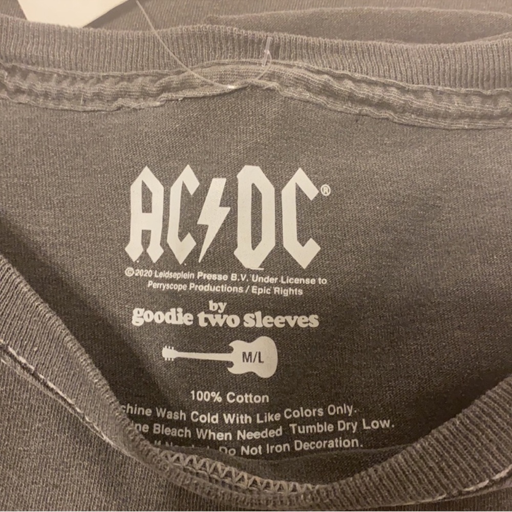 AC/DC Graphic T-Shirt - Black - Picture 4 of 4